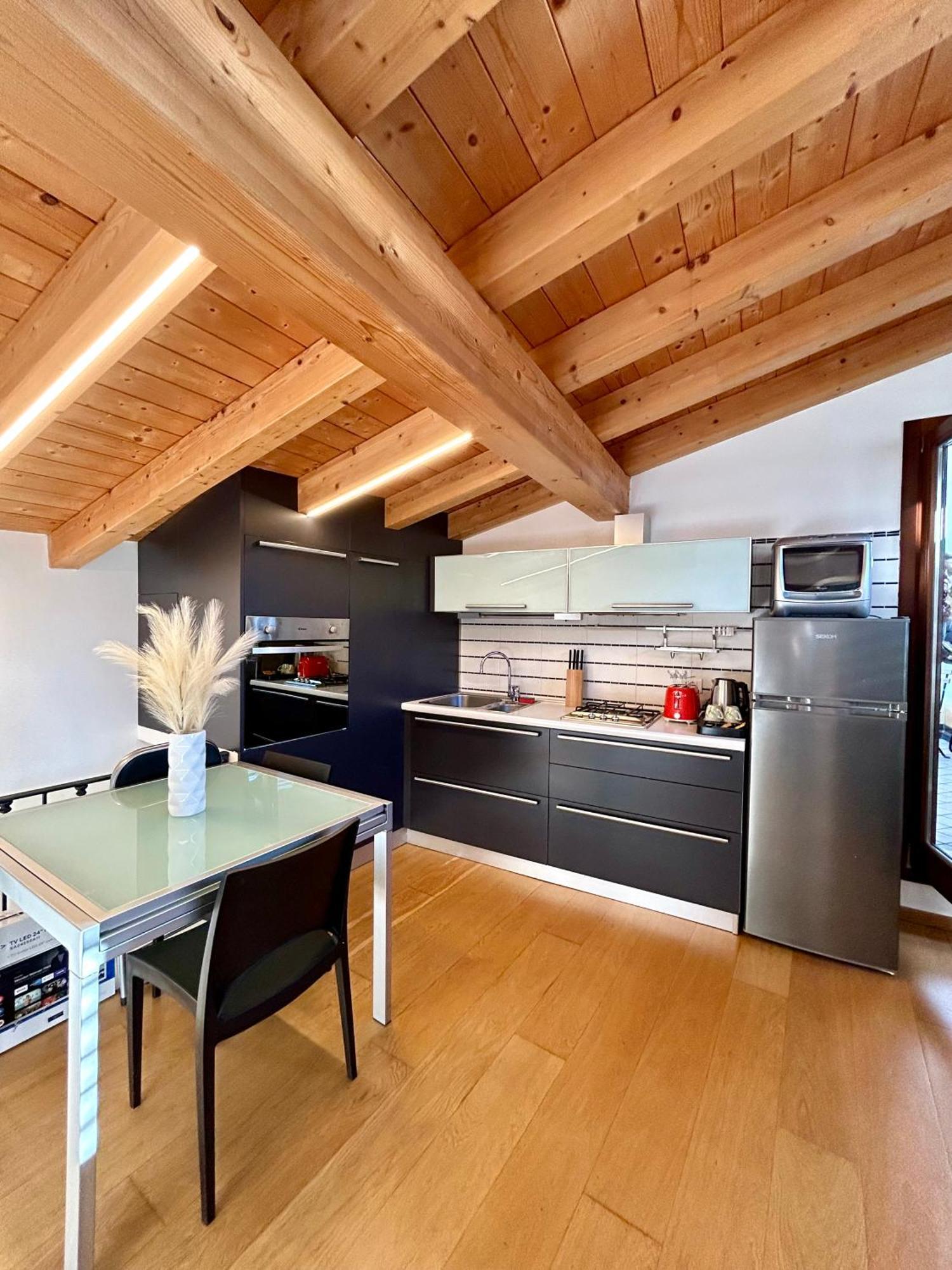 Ferienwohnung La Terrazza Sul Tetto Arco Exterior foto